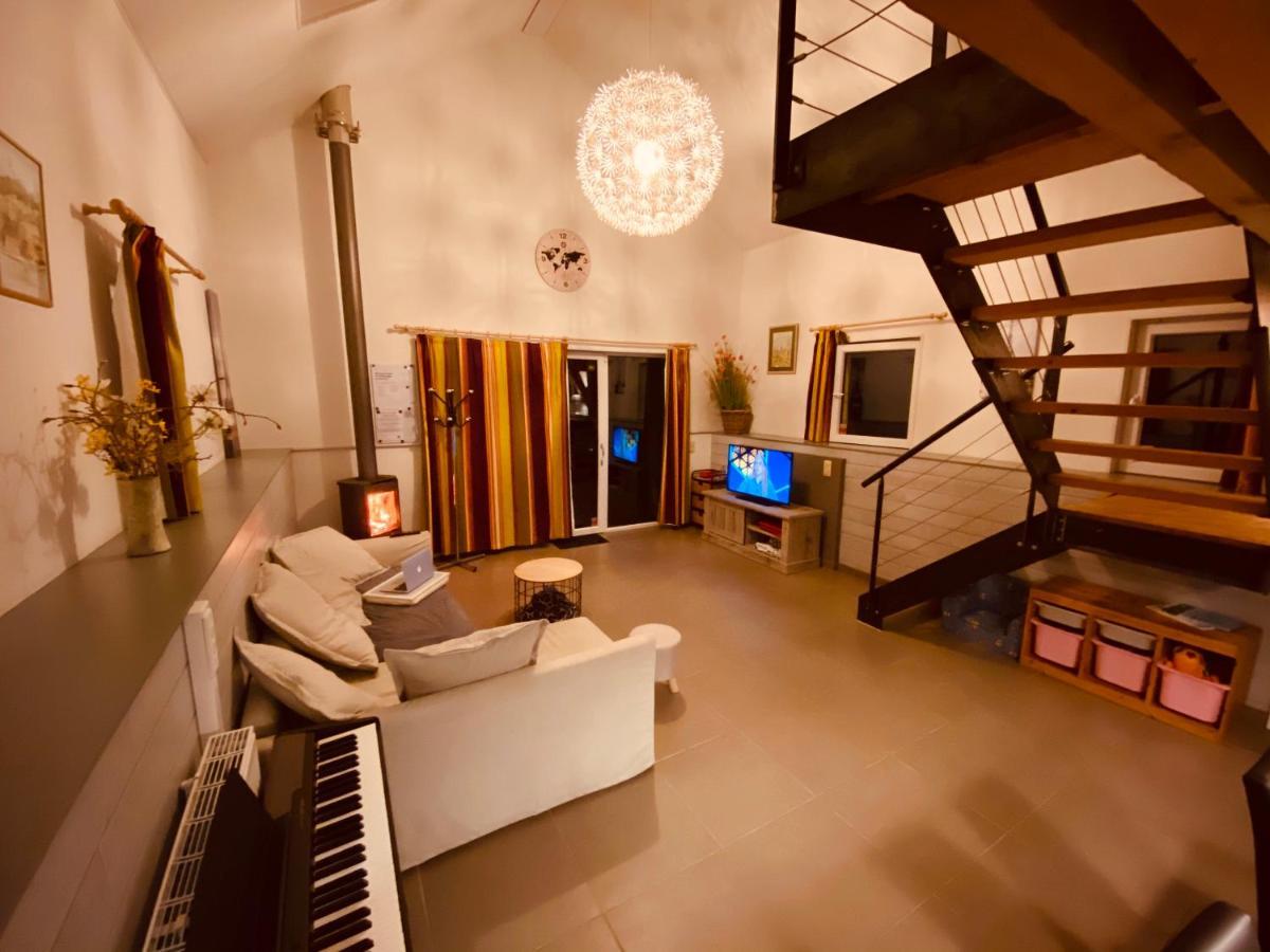 Gite Du Maupelin Tout Confort Full Equipe Pour 4 Personnes Namur Exterior photo
